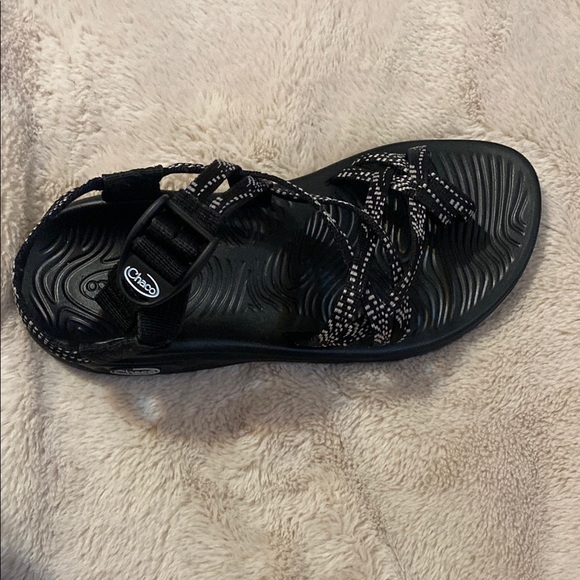 Chaco Women's Black Sandals - Picture 7 of 7